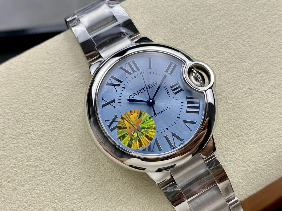Cartier Ballon Bleu 33mm — photographed off the sweep