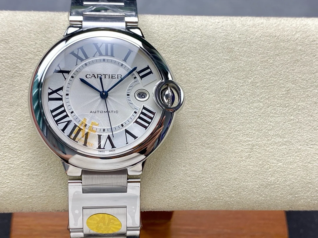 Cartier Ballon Bleu 42mm — photographed off the sweep