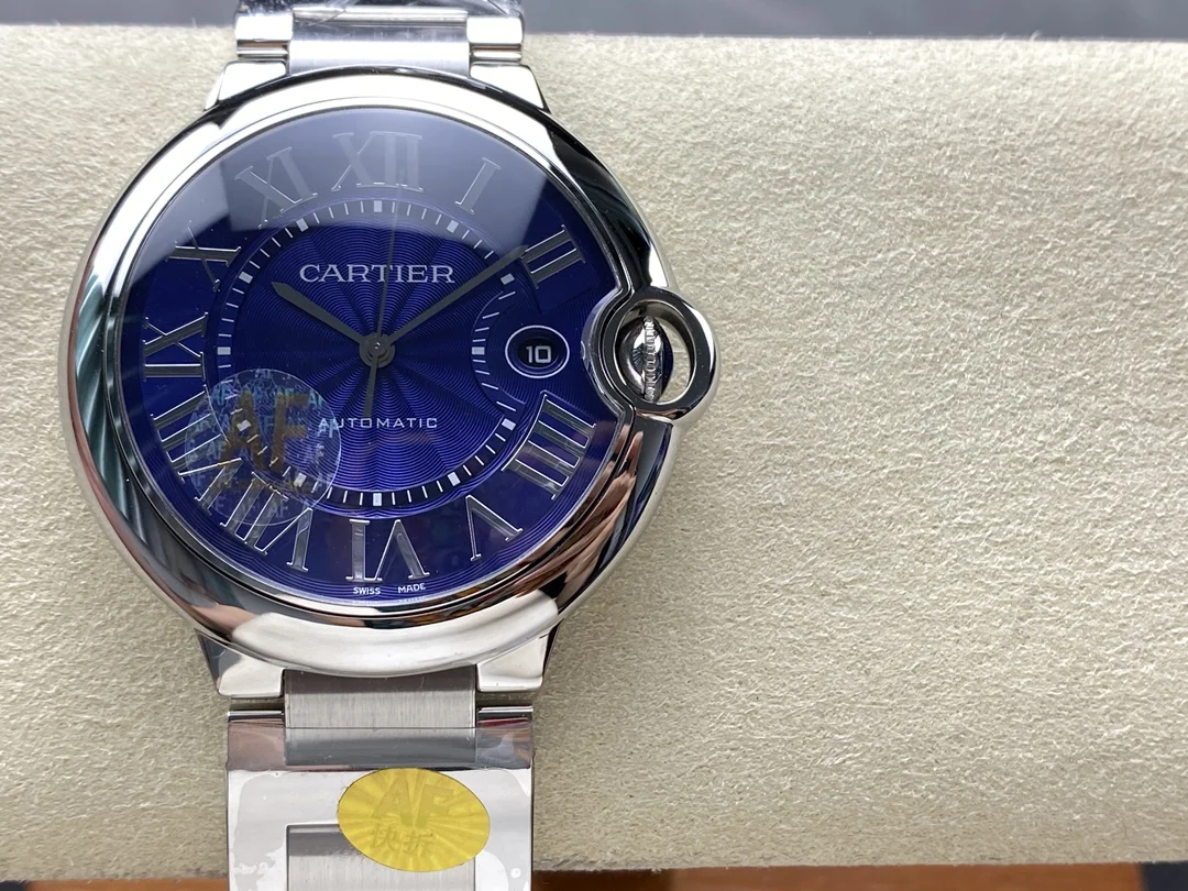 Cartier Ballon Bleu 42mm — photographed off the sweep