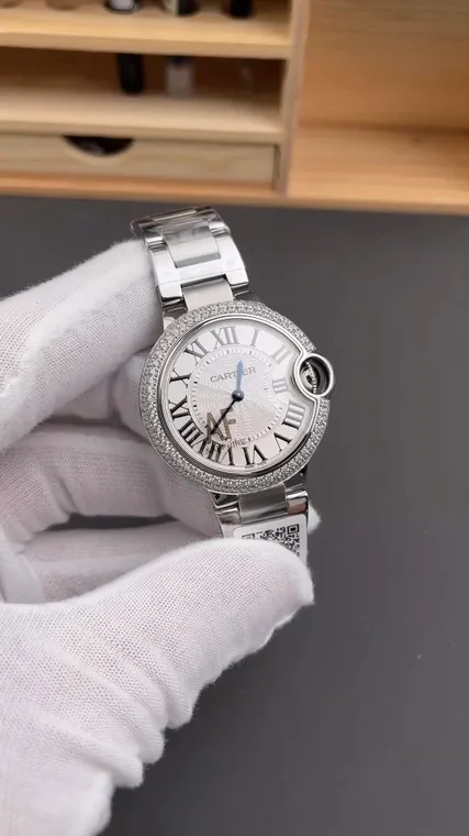 Cartier Ballon Bleu Diamond-Set 33mm