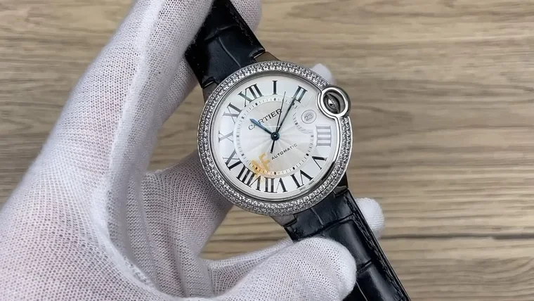 Cartier Ballon Bleu Diamond-Set 42mm