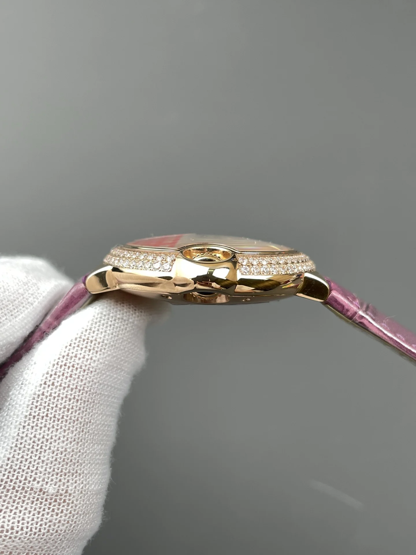 Cartier Ballon Bleu Rose Gold 33mm — photographed off the sweep