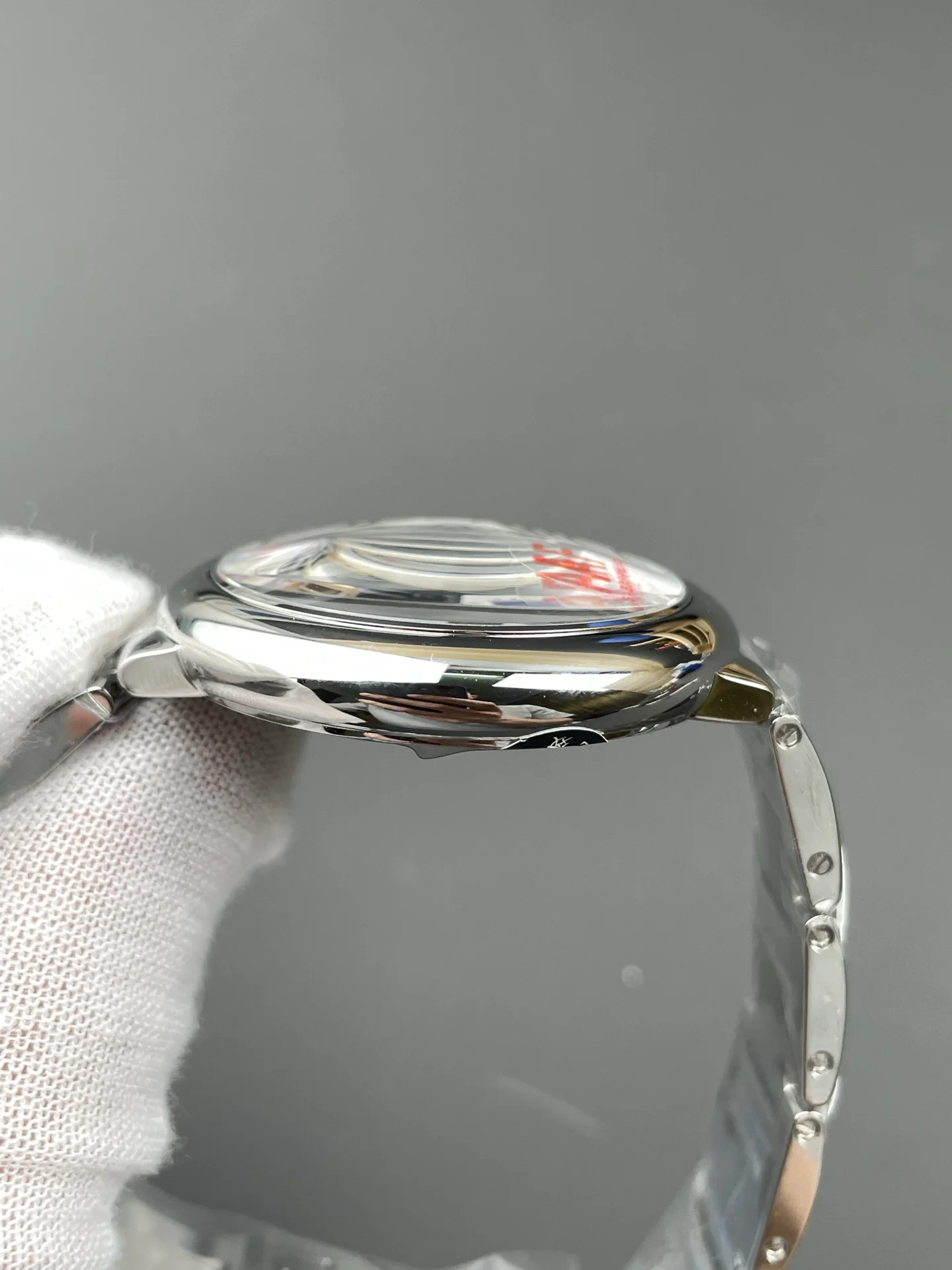 Cartier Ballon Bleu White Dial 40mm — photographed off the sweep