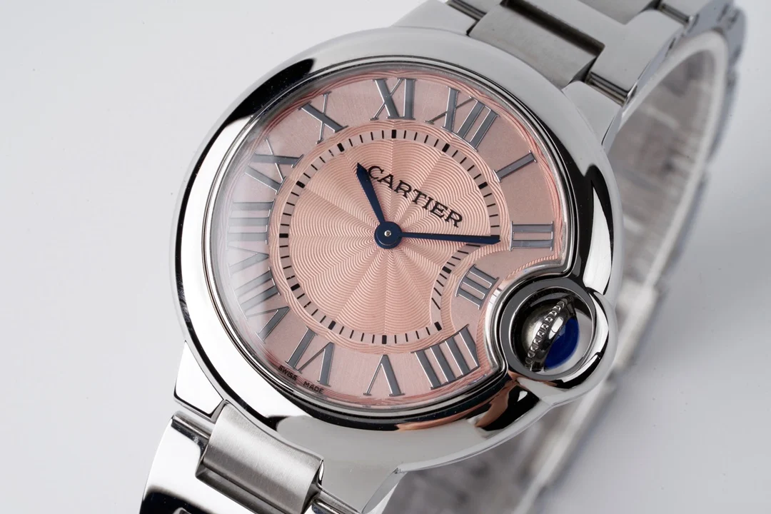 Cartier Ballon Bleu WSBB0033 — photographed off the sweep