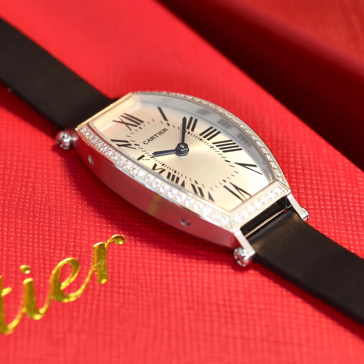 Cartier Black Dial Diamond-Set 21.5mm — photographed off the sweep