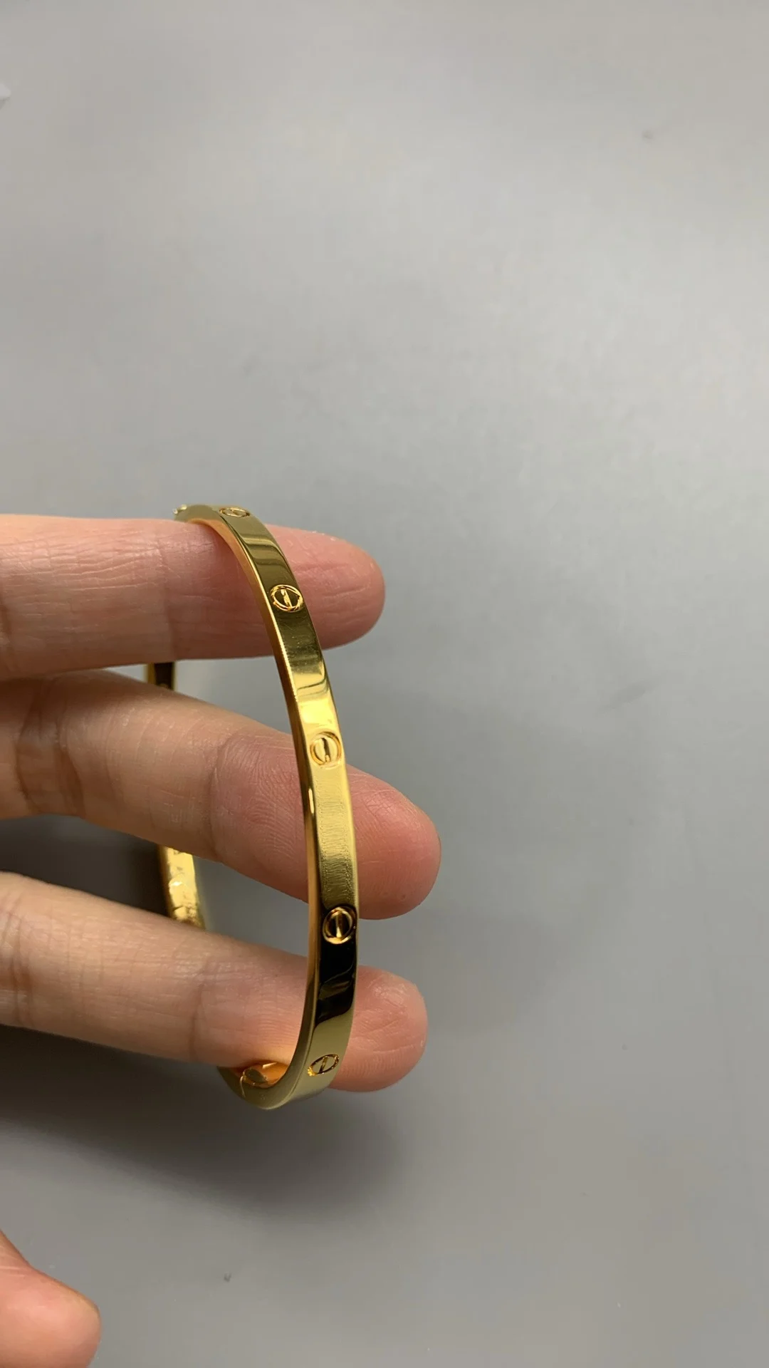 Cartier Bracelet, narrow version — photographed off the sweep