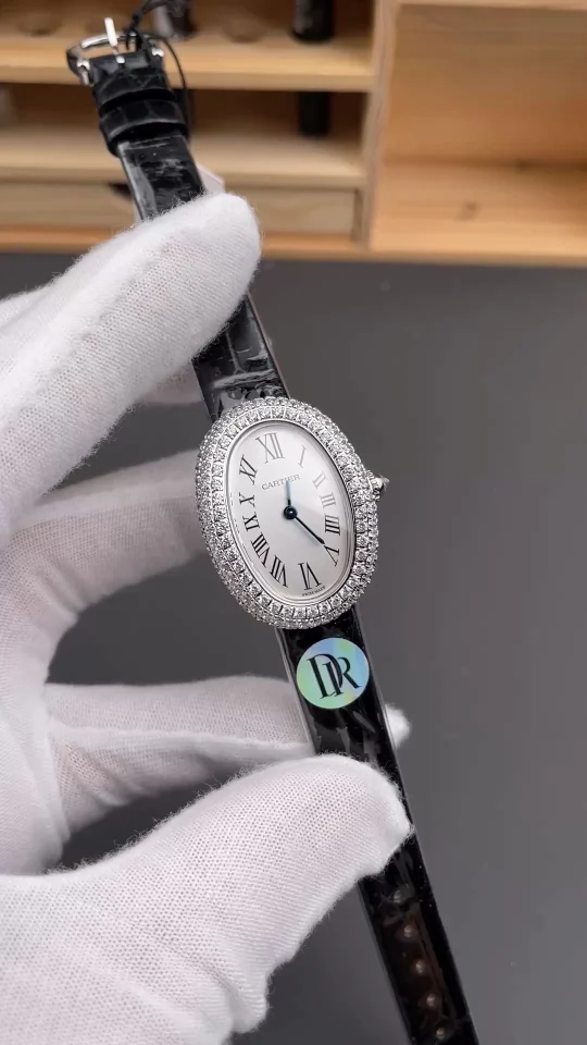 Cartier Diamond-Set 32mm