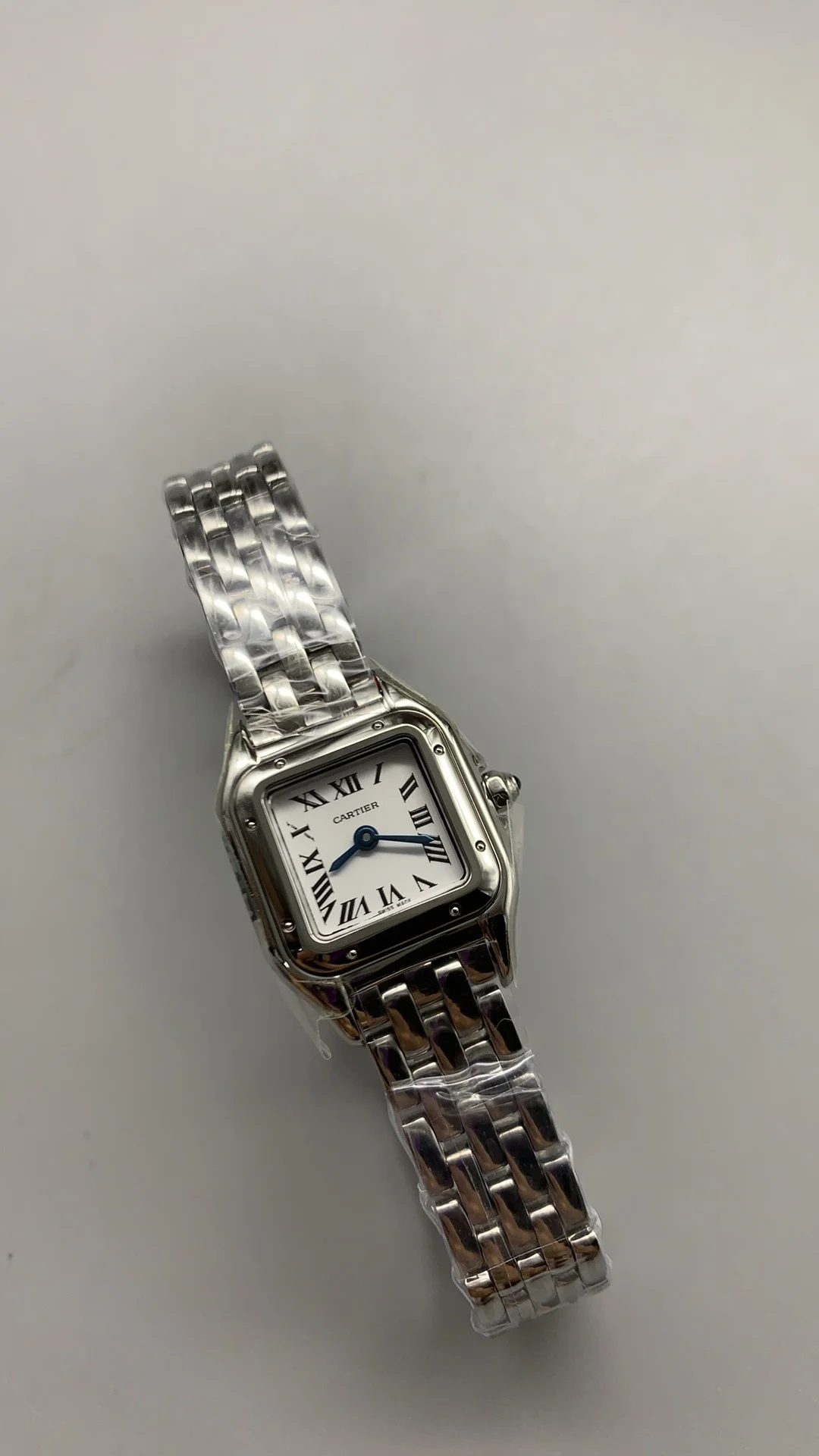 Cartier Panthère 19mm — photographed off the sweep