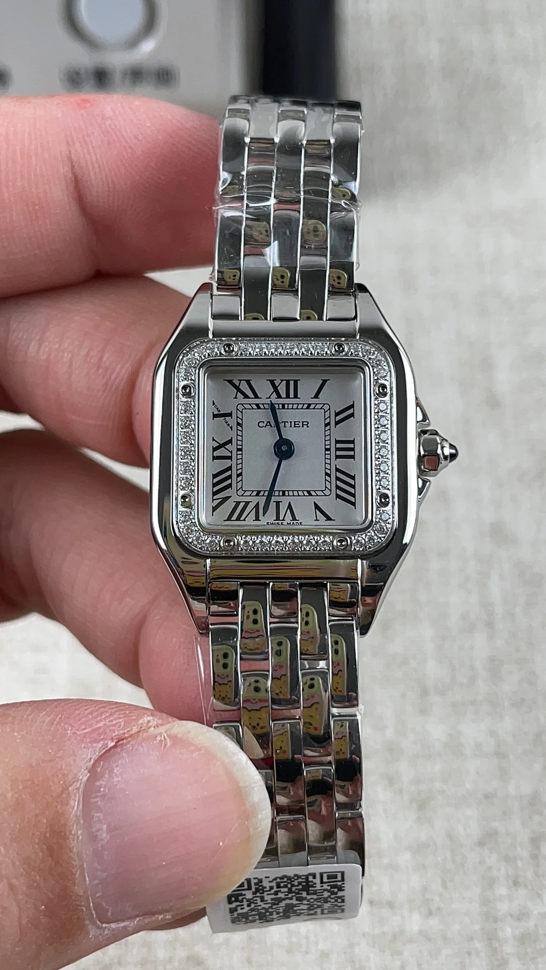 Cartier Panthère 22 × 30mm — photographed off the sweep