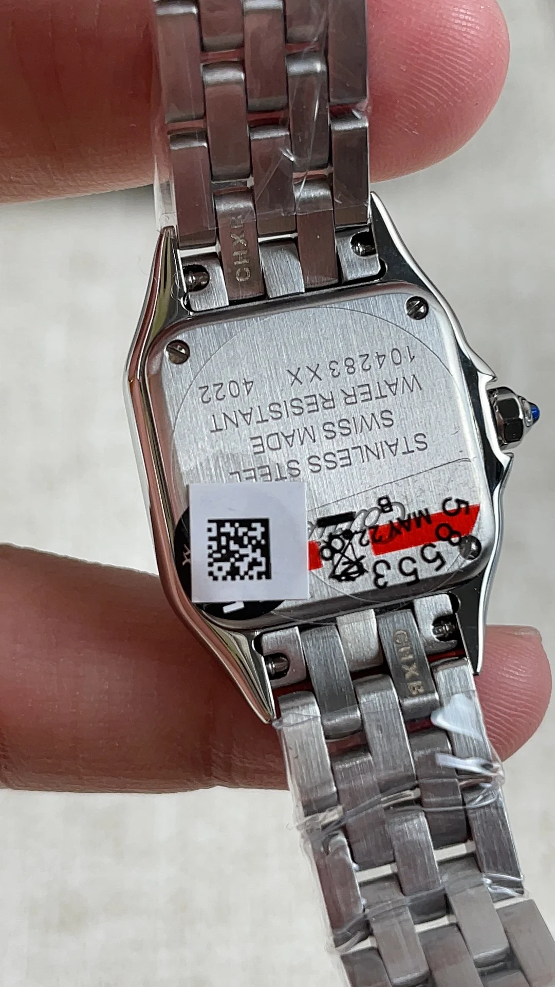 Cartier Panthère 22 × 30mm — photographed off the sweep