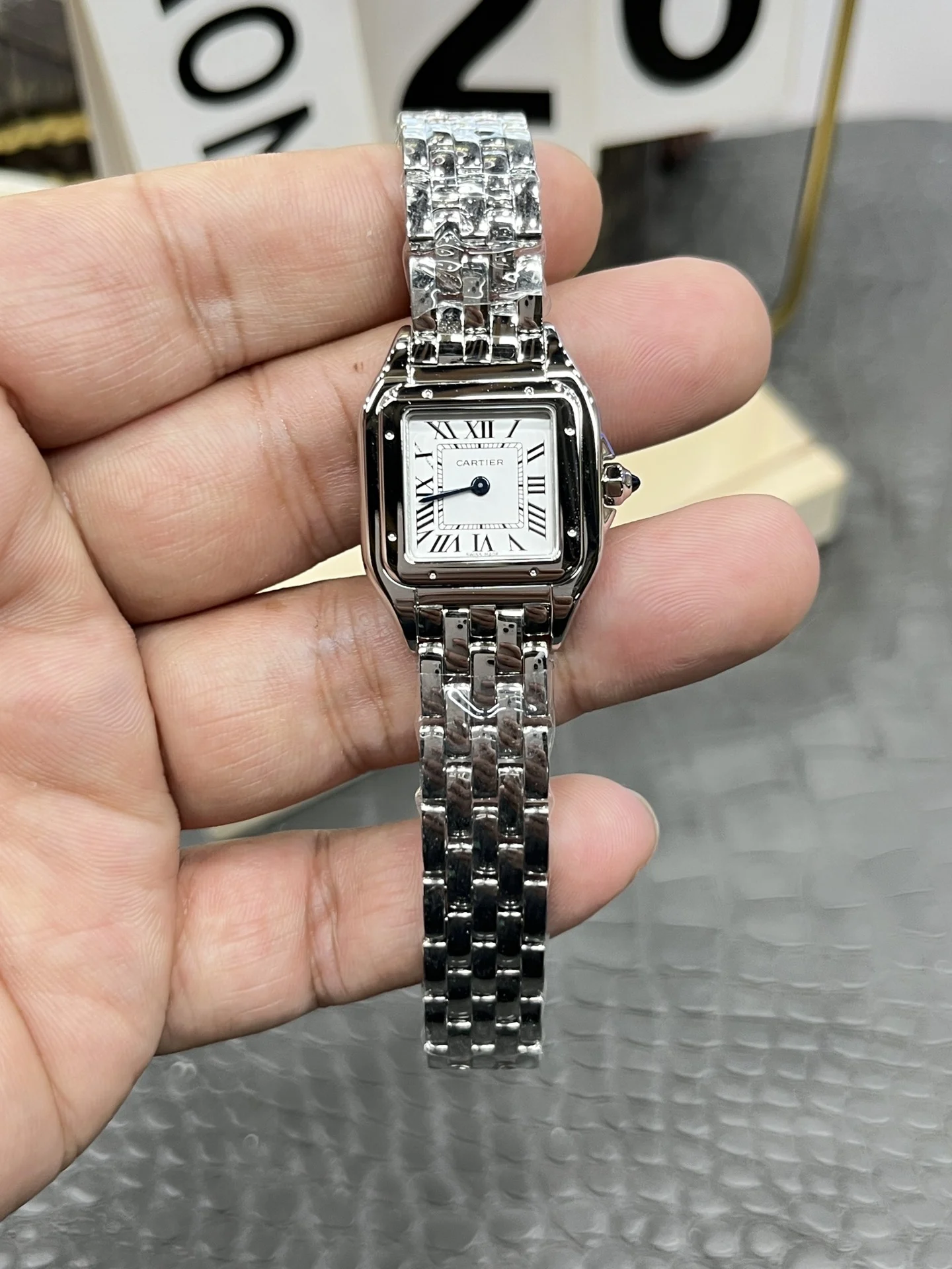 Cartier Panthère 22mm — photographed off the sweep