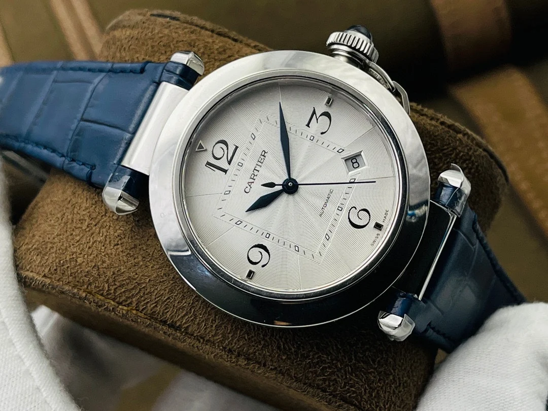 Cartier Pasha Titanium 41mm — photographed off the sweep