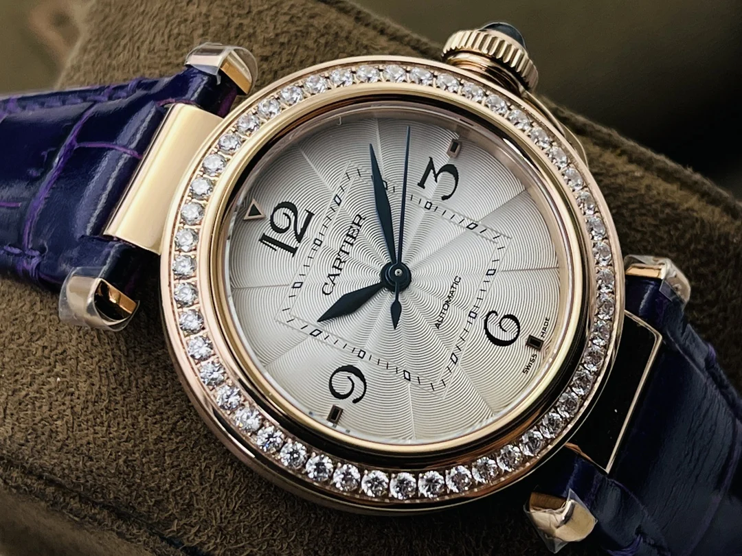 Cartier Pasha Titanium 41mm — photographed off the sweep