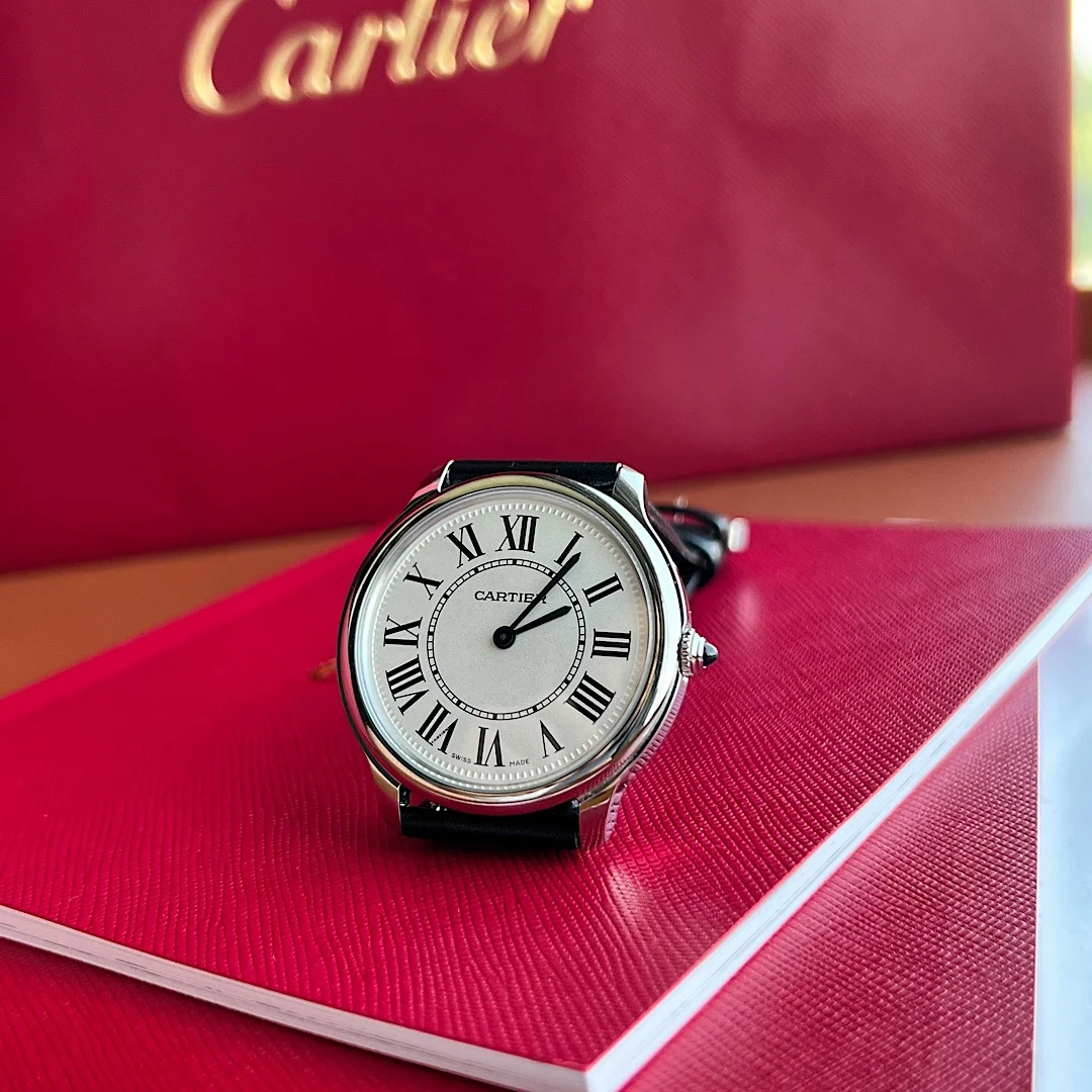 Cartier Ronde Silver Dial 36mm — photographed off the sweep
