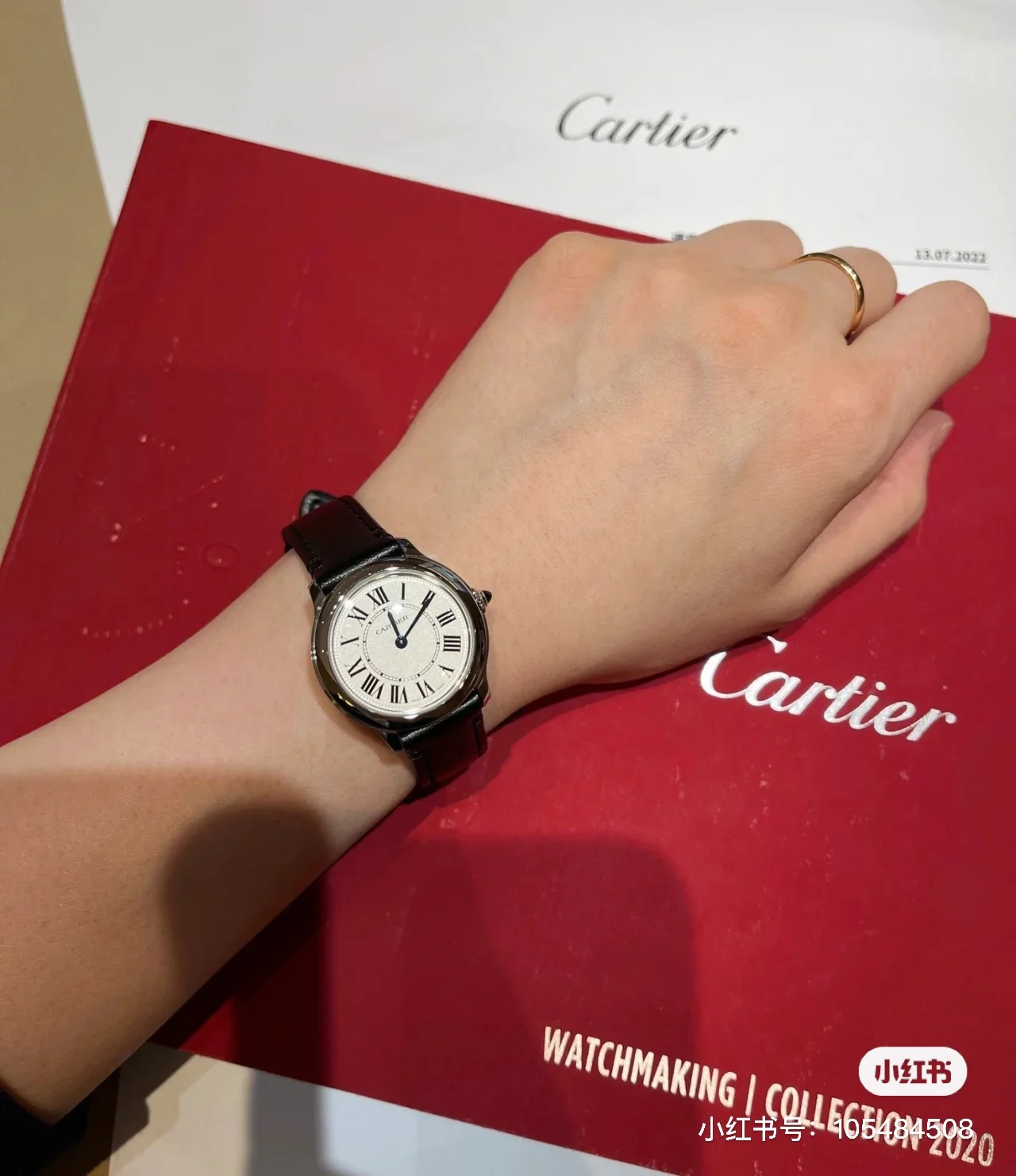 Cartier Ronde Silver Dial 36mm — photographed off the sweep