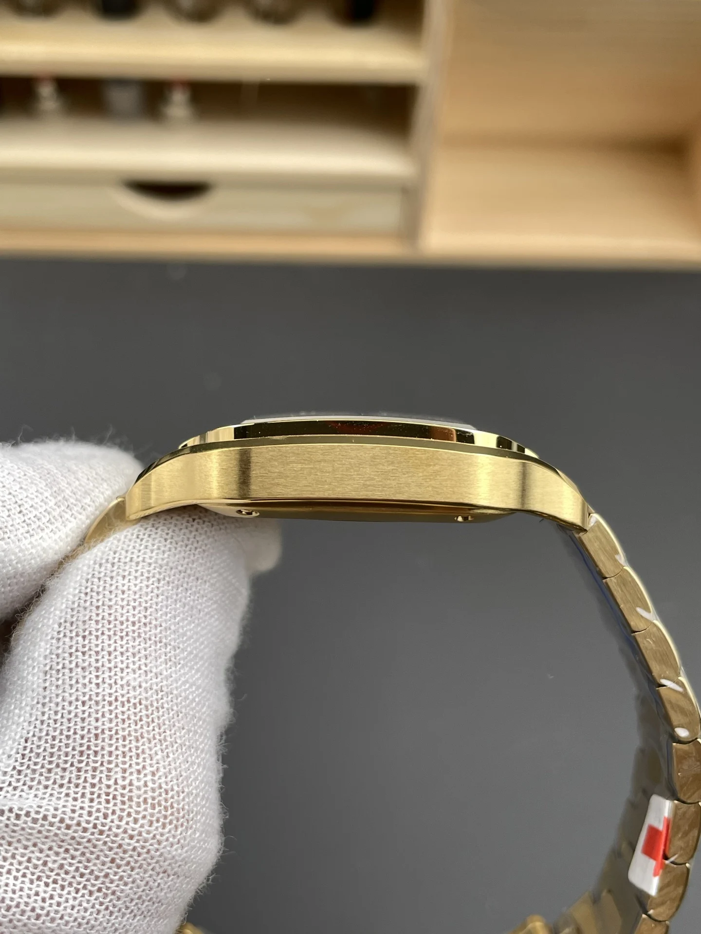 Cartier Santos 35.1mm — photographed off the sweep