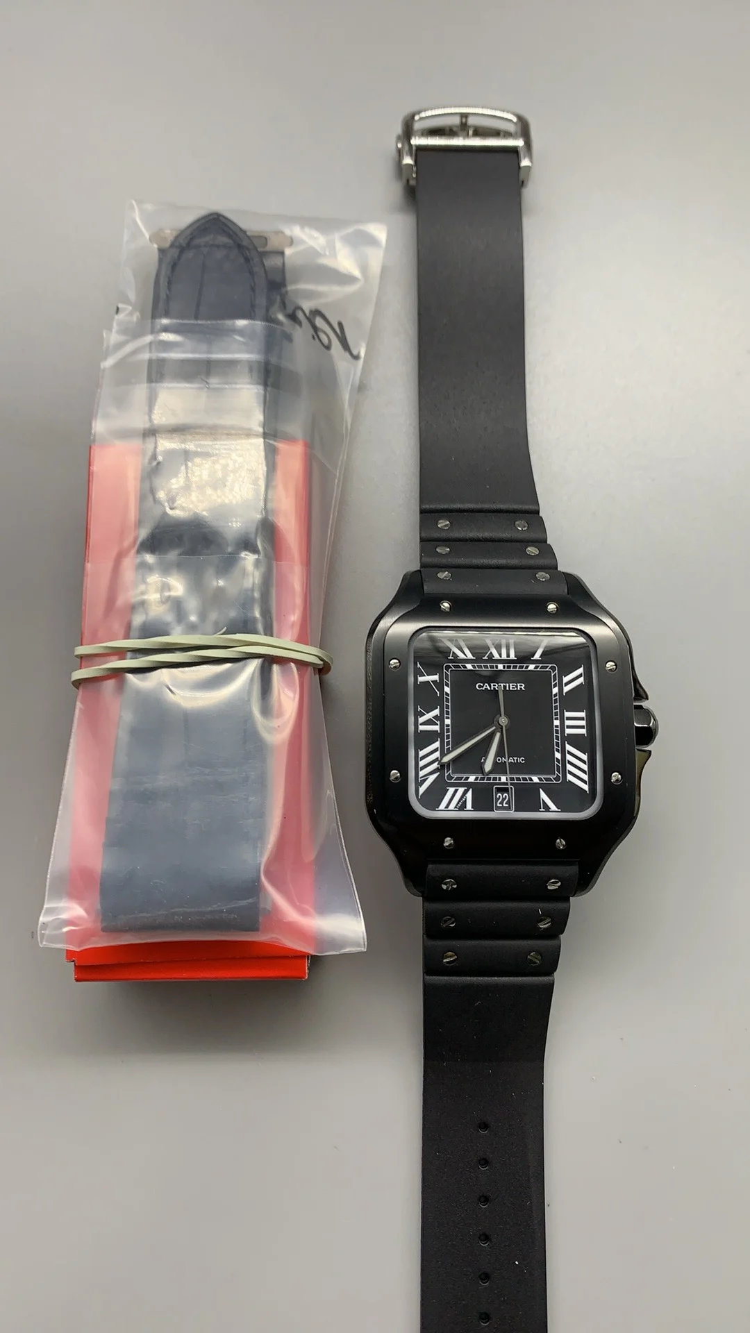Cartier Santos Black Dial 39.8mm