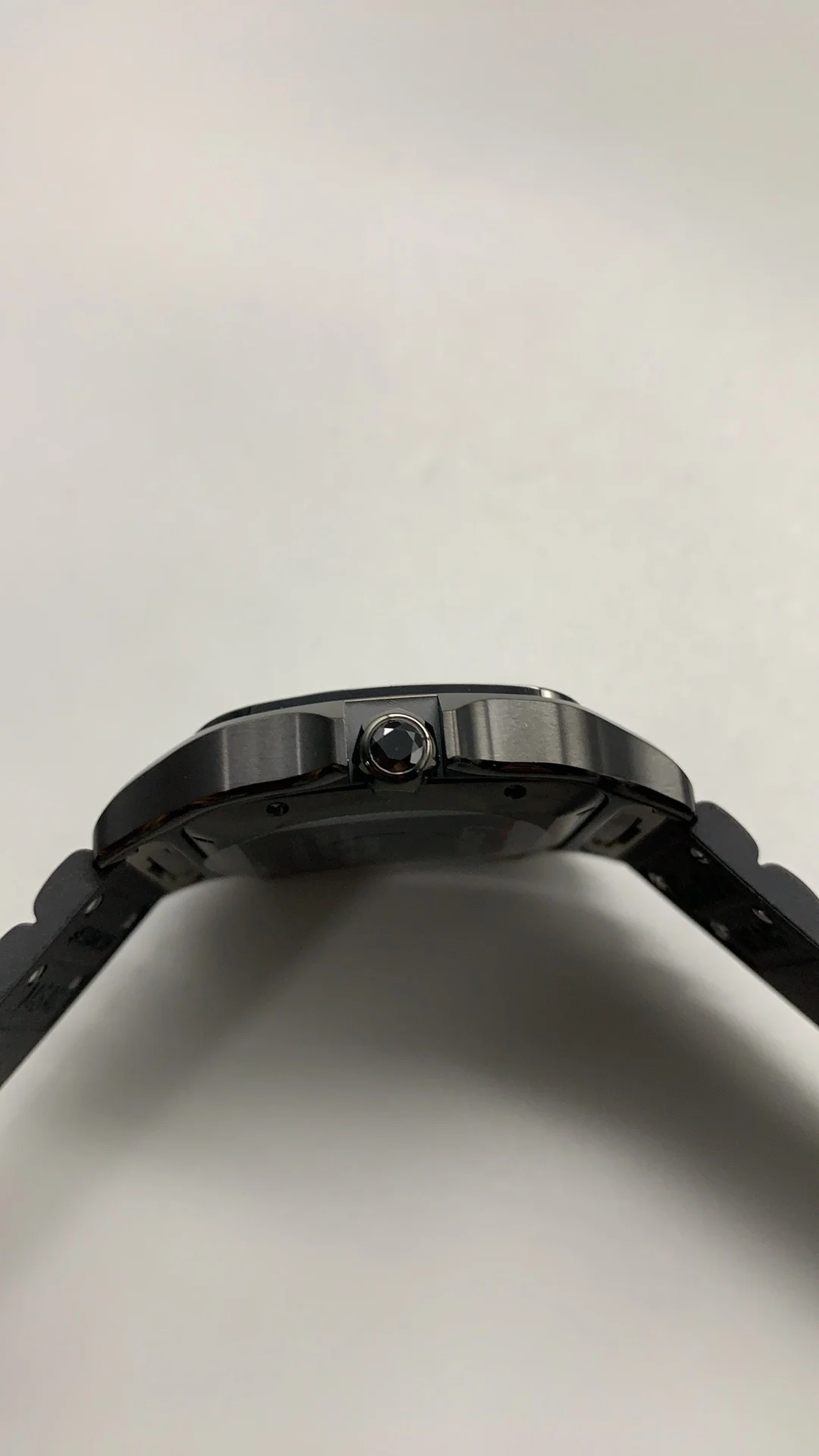 Cartier Santos Black Dial 40mm — photographed off the sweep