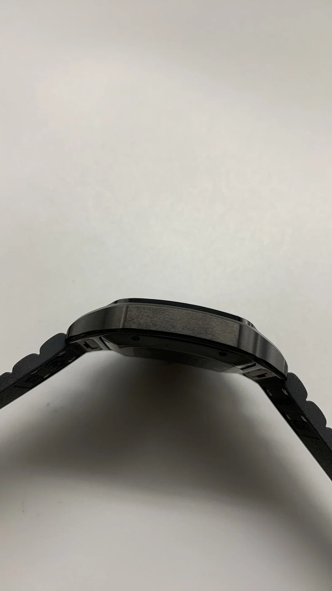 Cartier Santos Black Dial 40mm — photographed off the sweep