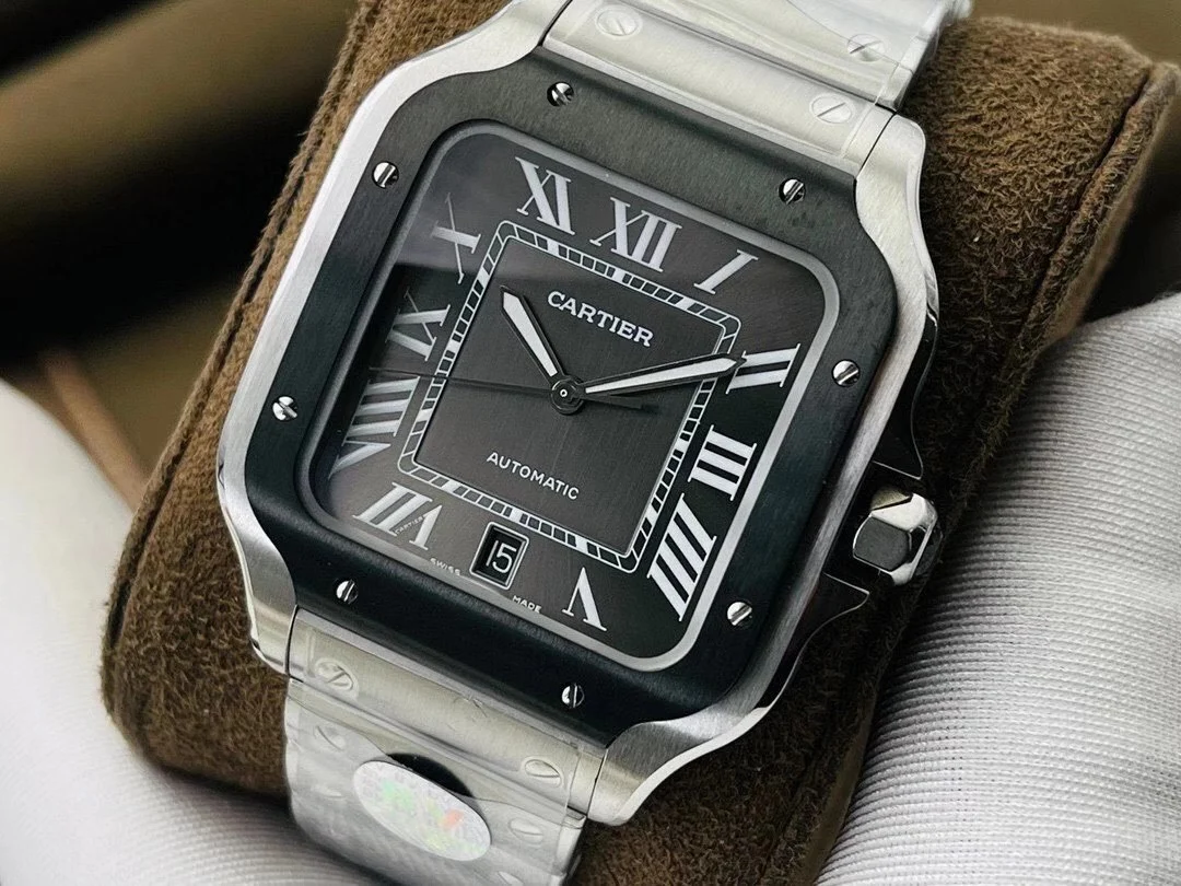 Cartier Santos Carbon Black Dial 38mm — photographed off the sweep