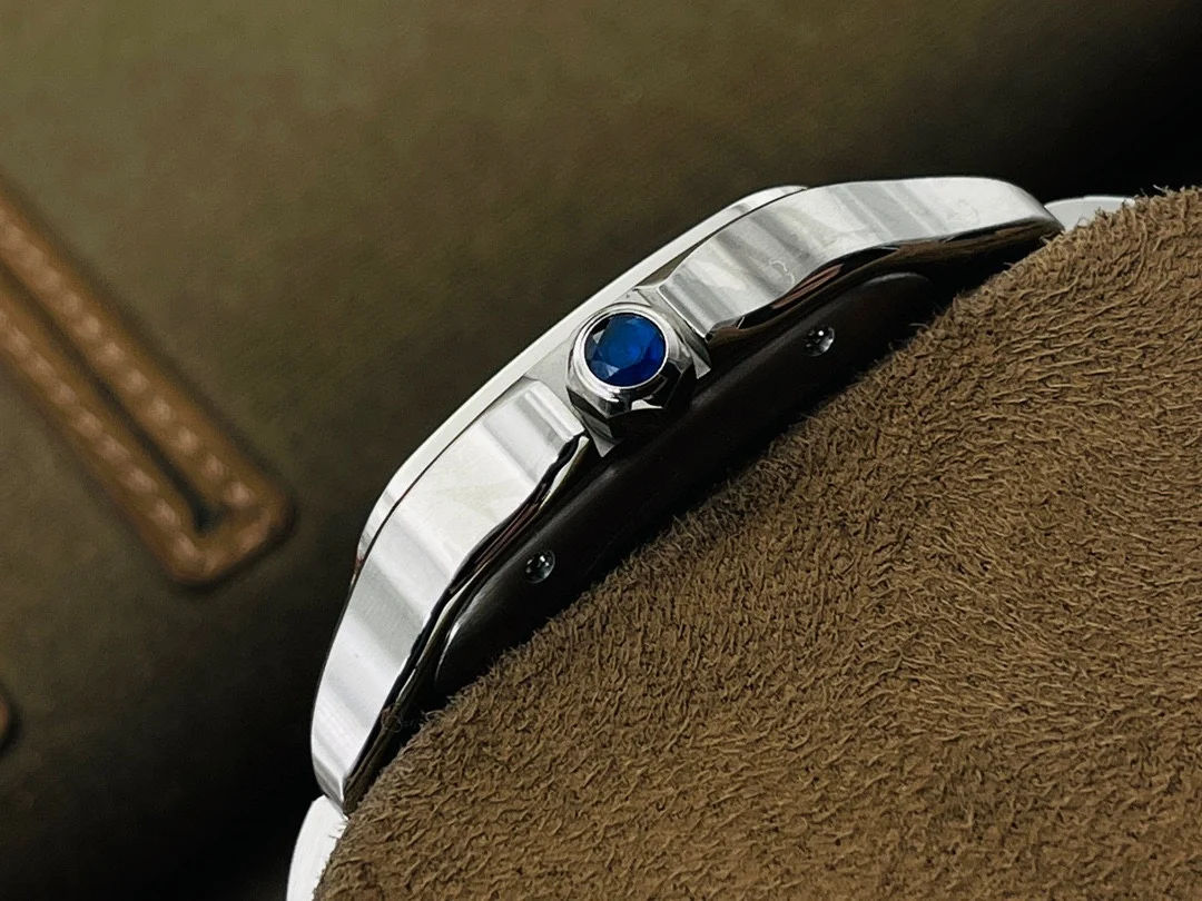 Cartier Santos Carbon Blue Dial — photographed off the sweep
