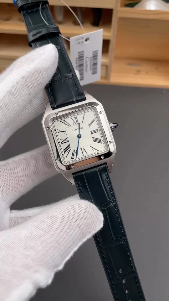 Cartier Santos-Dumont 43.5 × 31.4mm