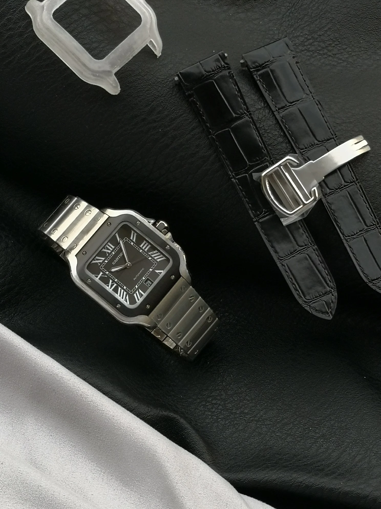 Cartier Santos Steel Black Dial WSSA0037 39.8mm — photographed off the sweep