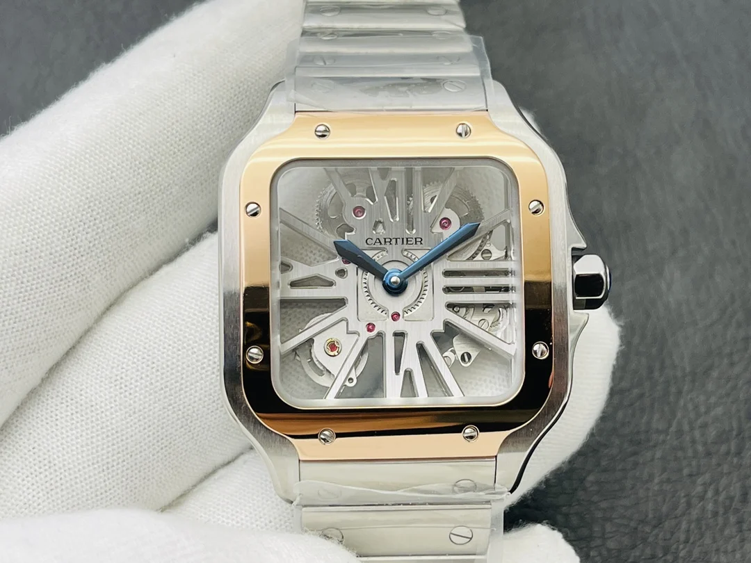 Cartier Santos Steel Green Dial — photographed off the sweep