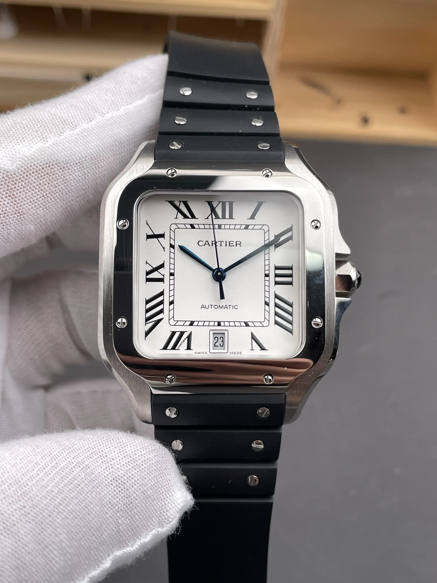 Cartier Santos White Dial 39.8mm — photographed off the sweep
