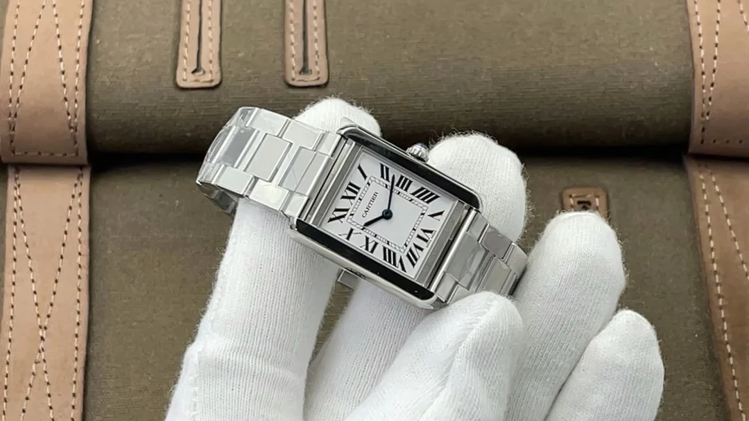 Cartier Tank 24mm