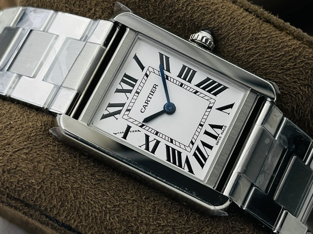 Cartier Tank 24mm — photographed off the sweep
