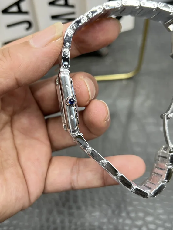 Cartier Tank 29.5mm