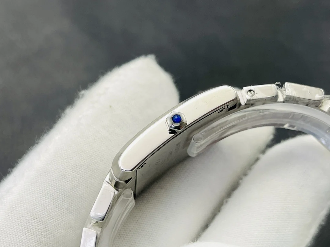 Cartier Tank 34mm — photographed off the sweep