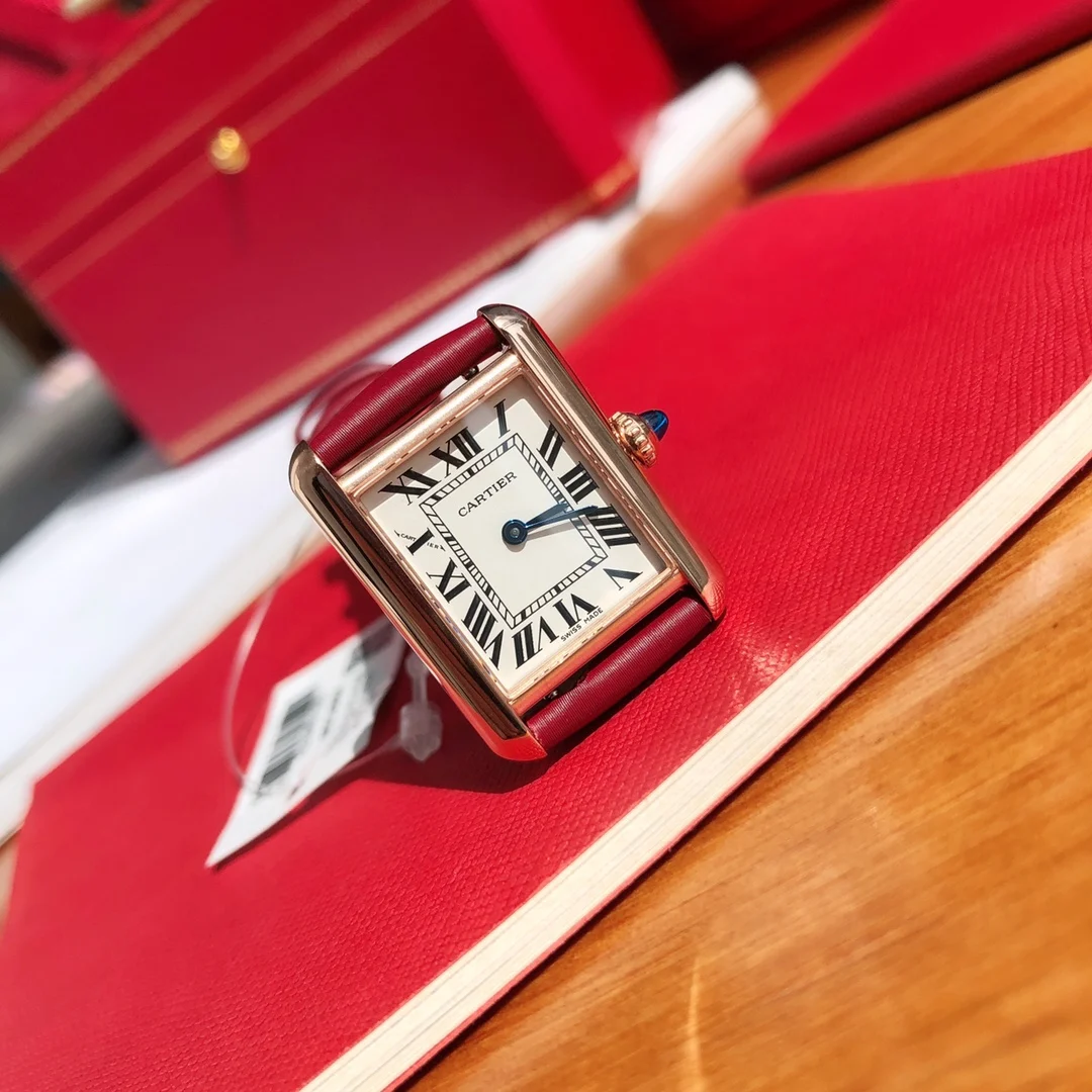 Cartier Tank Must Rose Gold — photographed off the sweep
