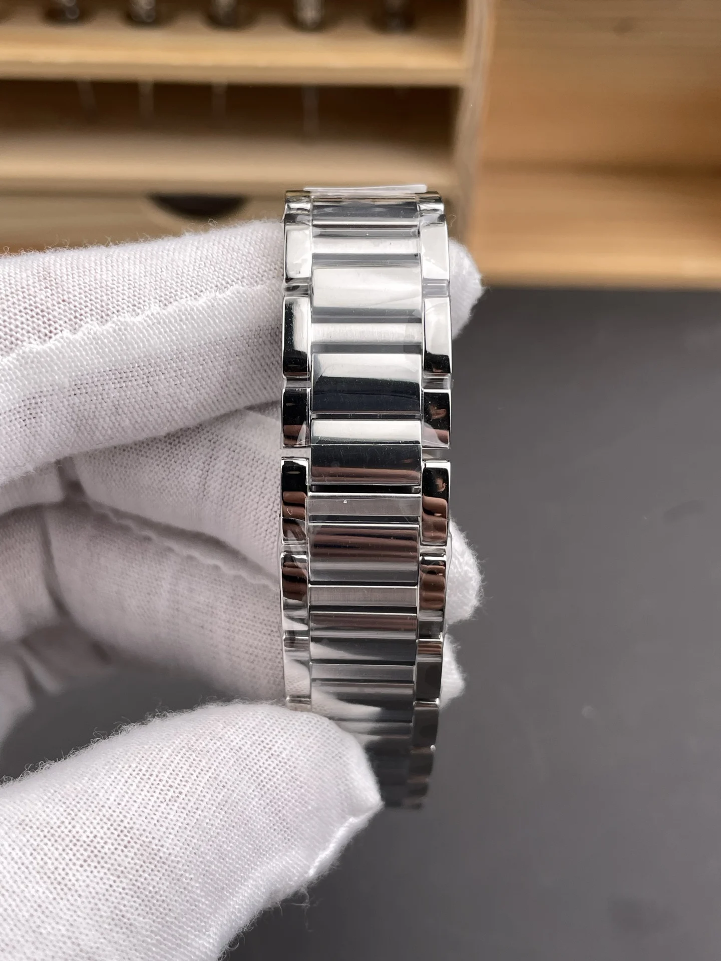 Cartier Tank Steel Diamond-Set 29.5 × 22mm — photographed off the sweep