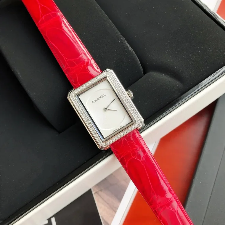 Chanel Boy·Friend Steel Silver Dial