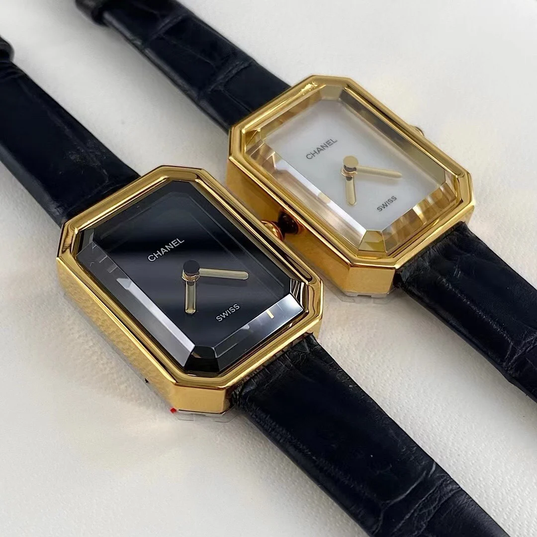 Chanel Première Black Dial Diamond-Set — photographed off the sweep