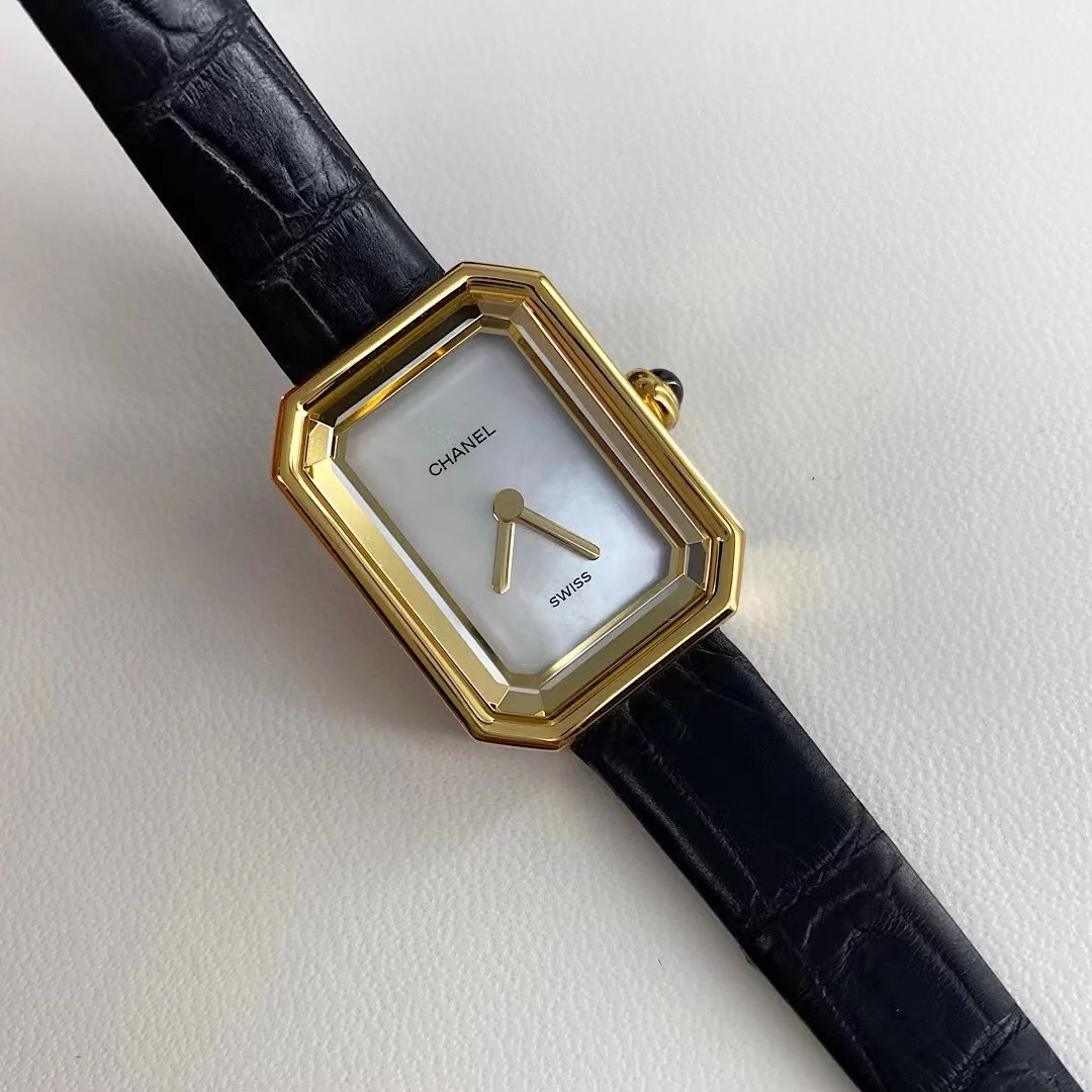 Chanel Première Black Dial Diamond-Set — photographed off the sweep