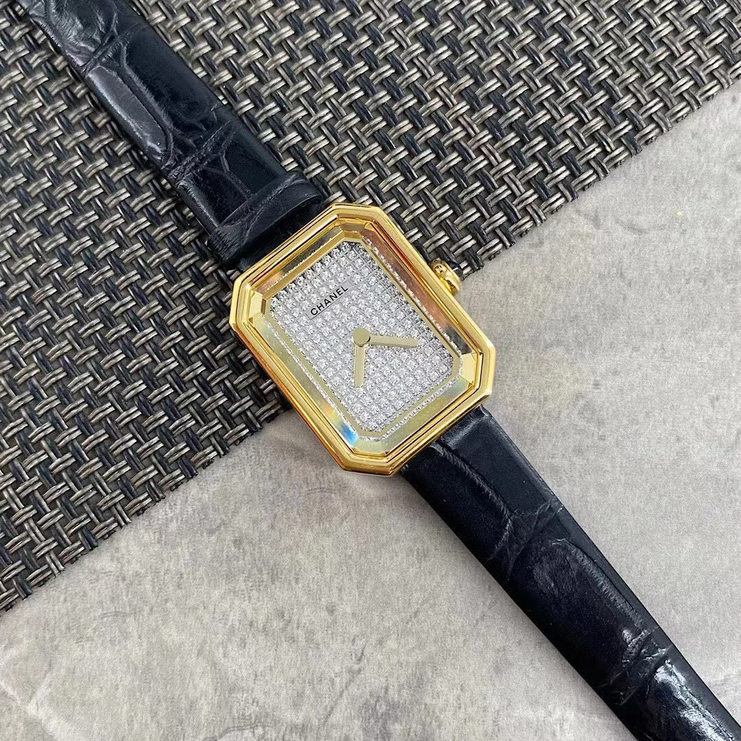 Chanel Première Black Dial Diamond-Set — photographed off the sweep