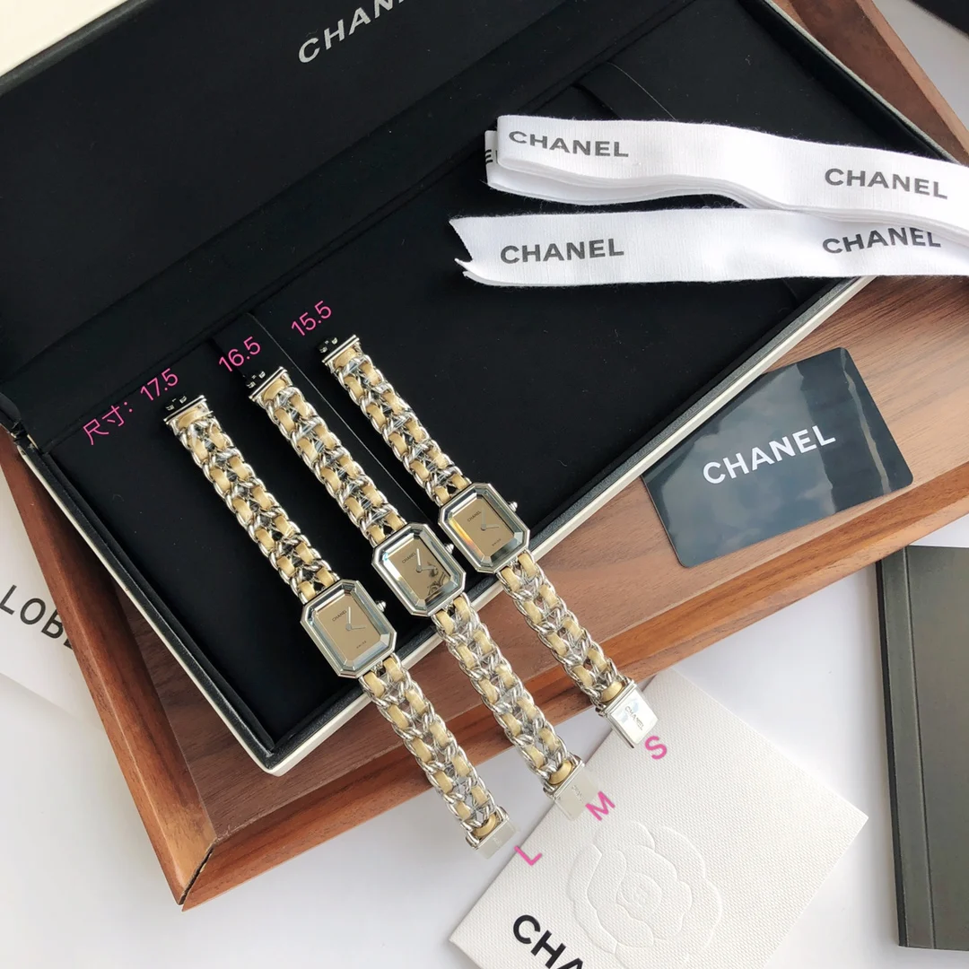 Chanel Steel 26 × 20mm
