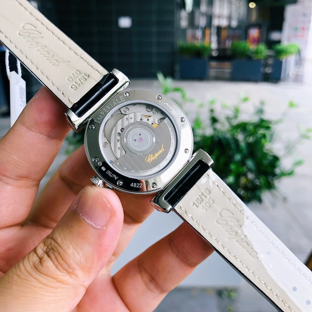 Chopard 36mm — photographed off the sweep