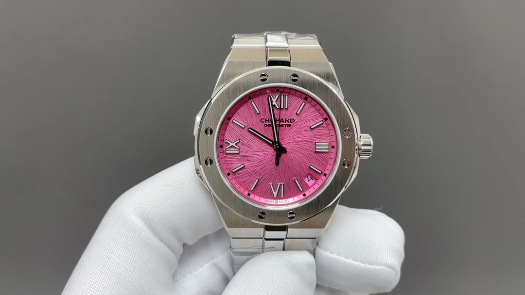Chopard Alpine Eagle 41mm — photographed off the sweep