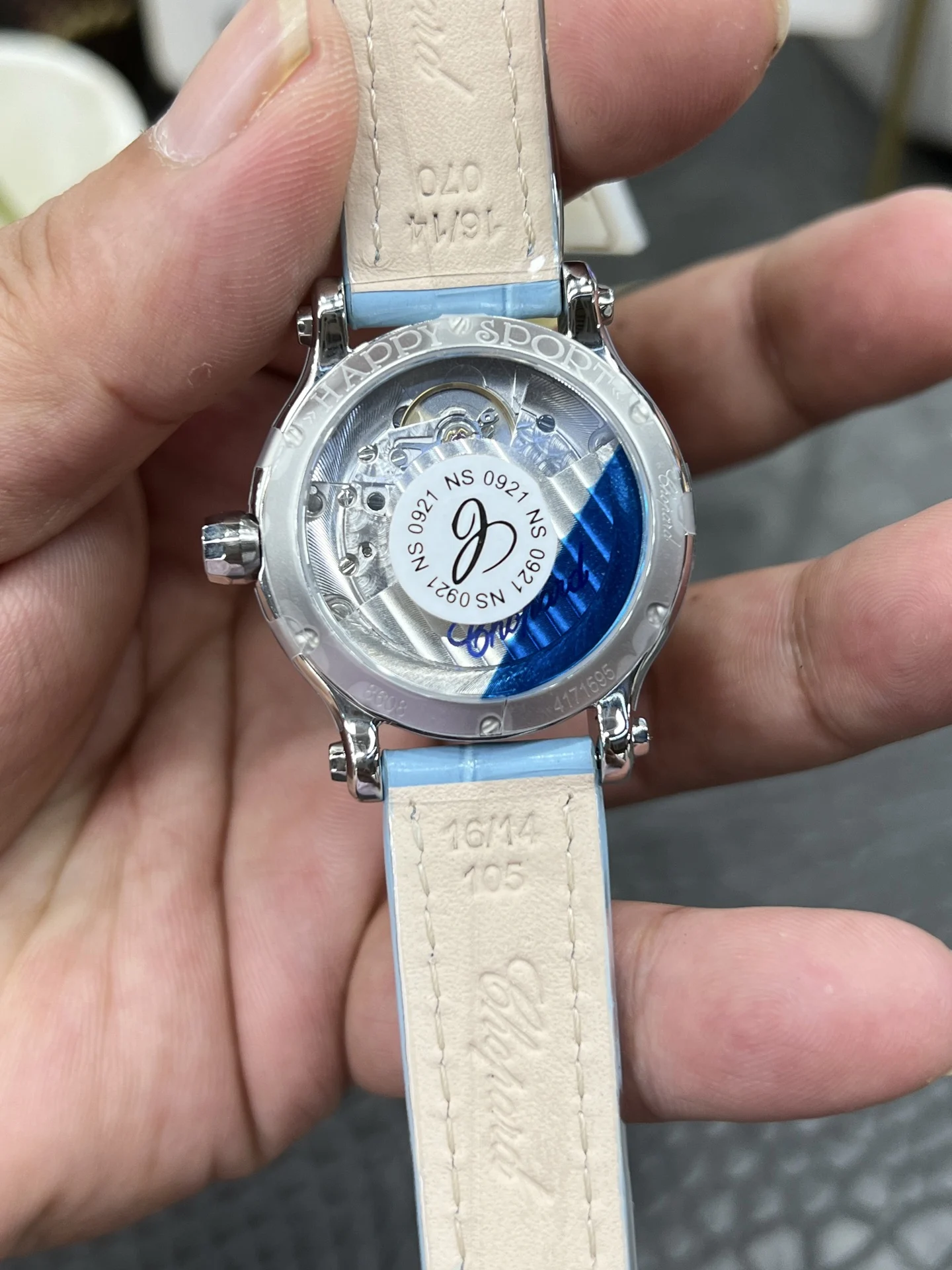 Chopard Happy Diamonds 33mm — photographed off the sweep