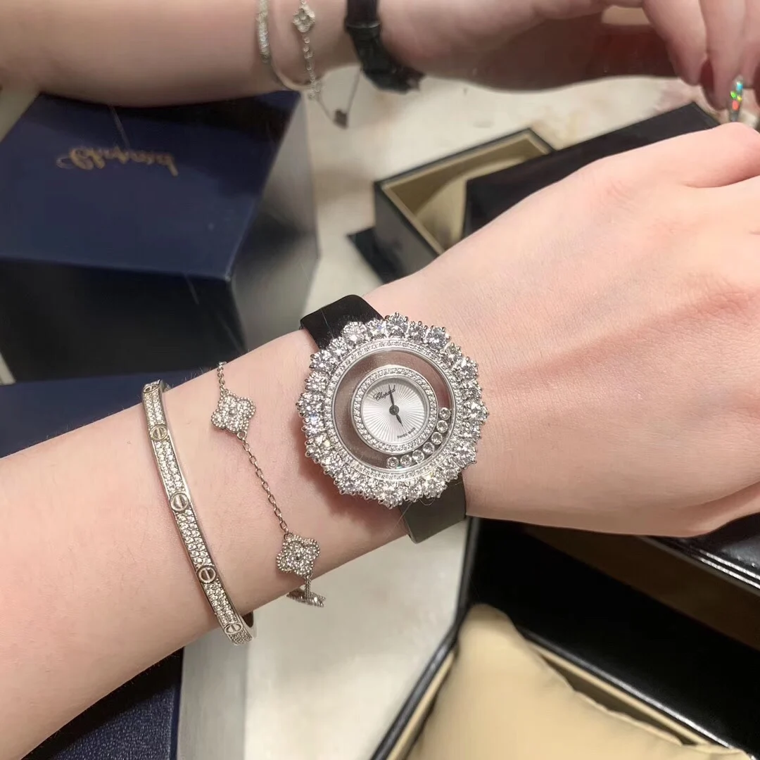 Chopard Happy Diamonds 34mm — photographed off the sweep