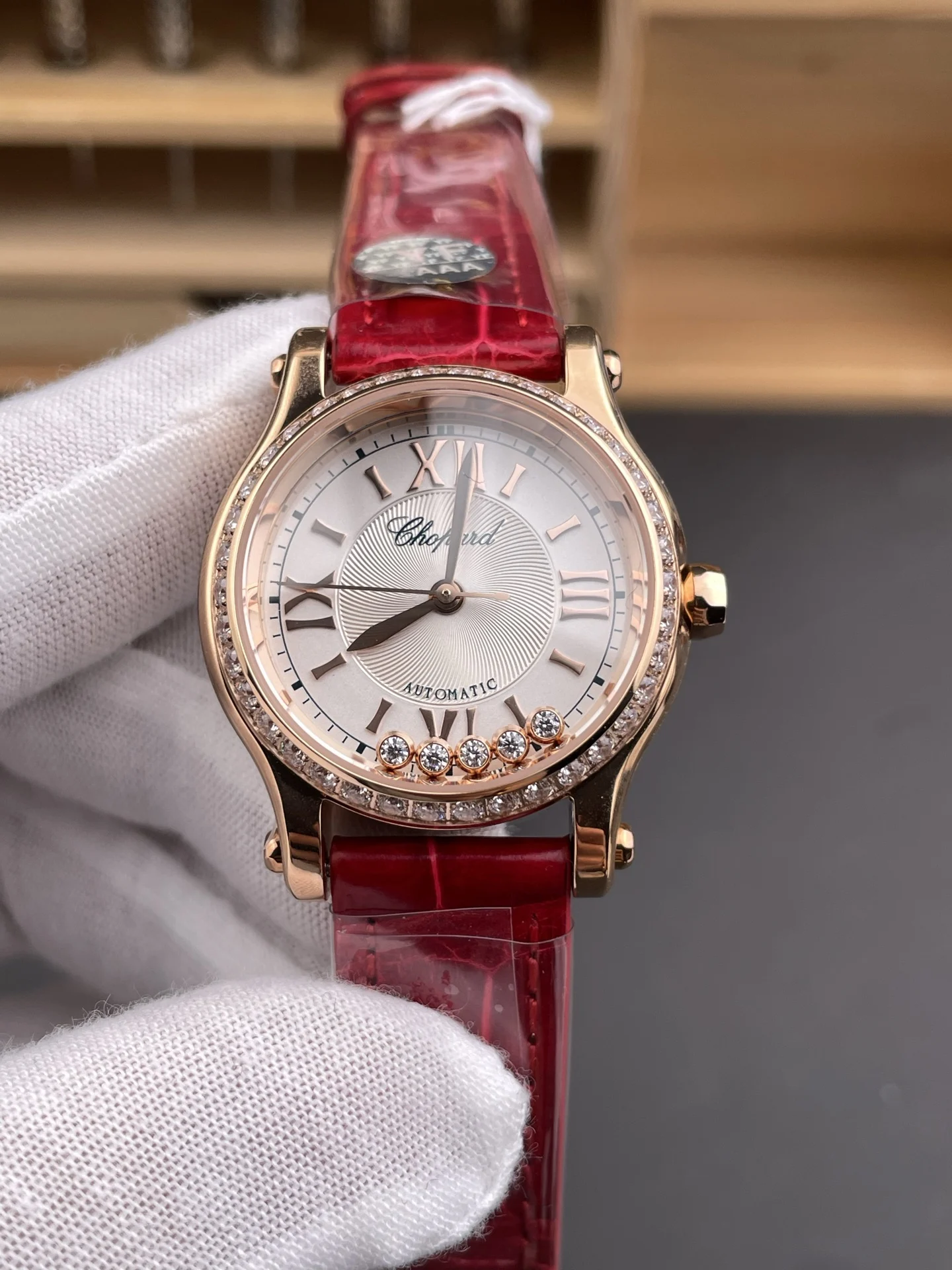 Chopard Happy Diamonds Rose Gold Diamond-Set 33mm — photographed off the sweep