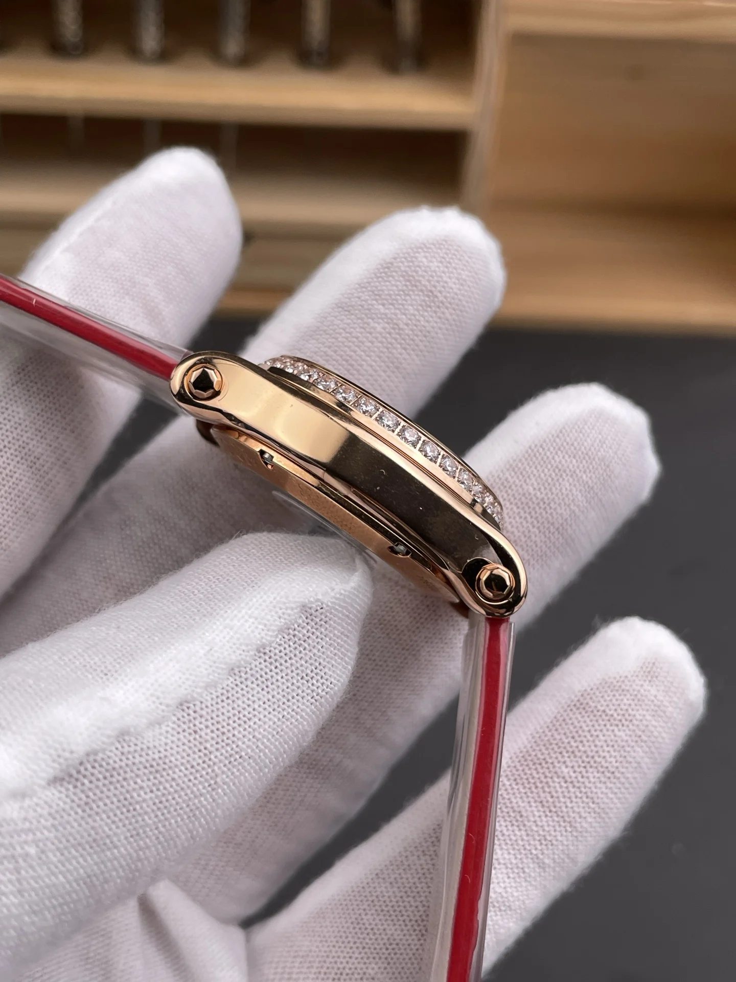 Chopard Happy Diamonds Rose Gold Diamond-Set 33mm — photographed off the sweep