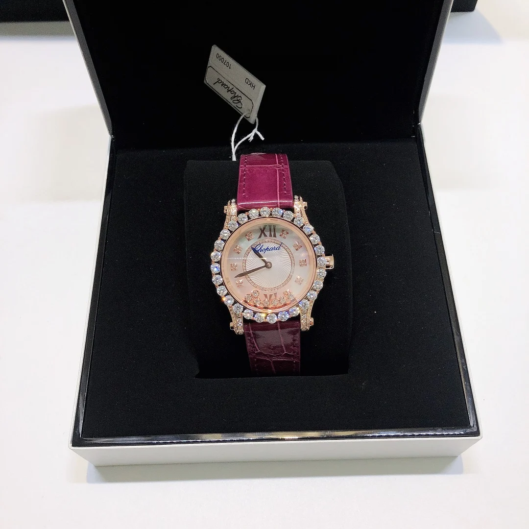 Chopard Happy Diamonds β photographed off the sweep