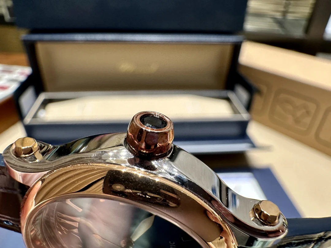 Chopard Happy Sport Rose Gold Blue Dial — photographed off the sweep
