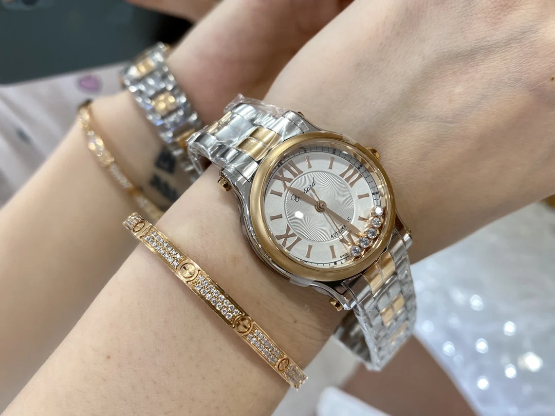 Chopard Happy Sport Steel Silver Dial Diamond-Set 30mm — photographed off the sweep