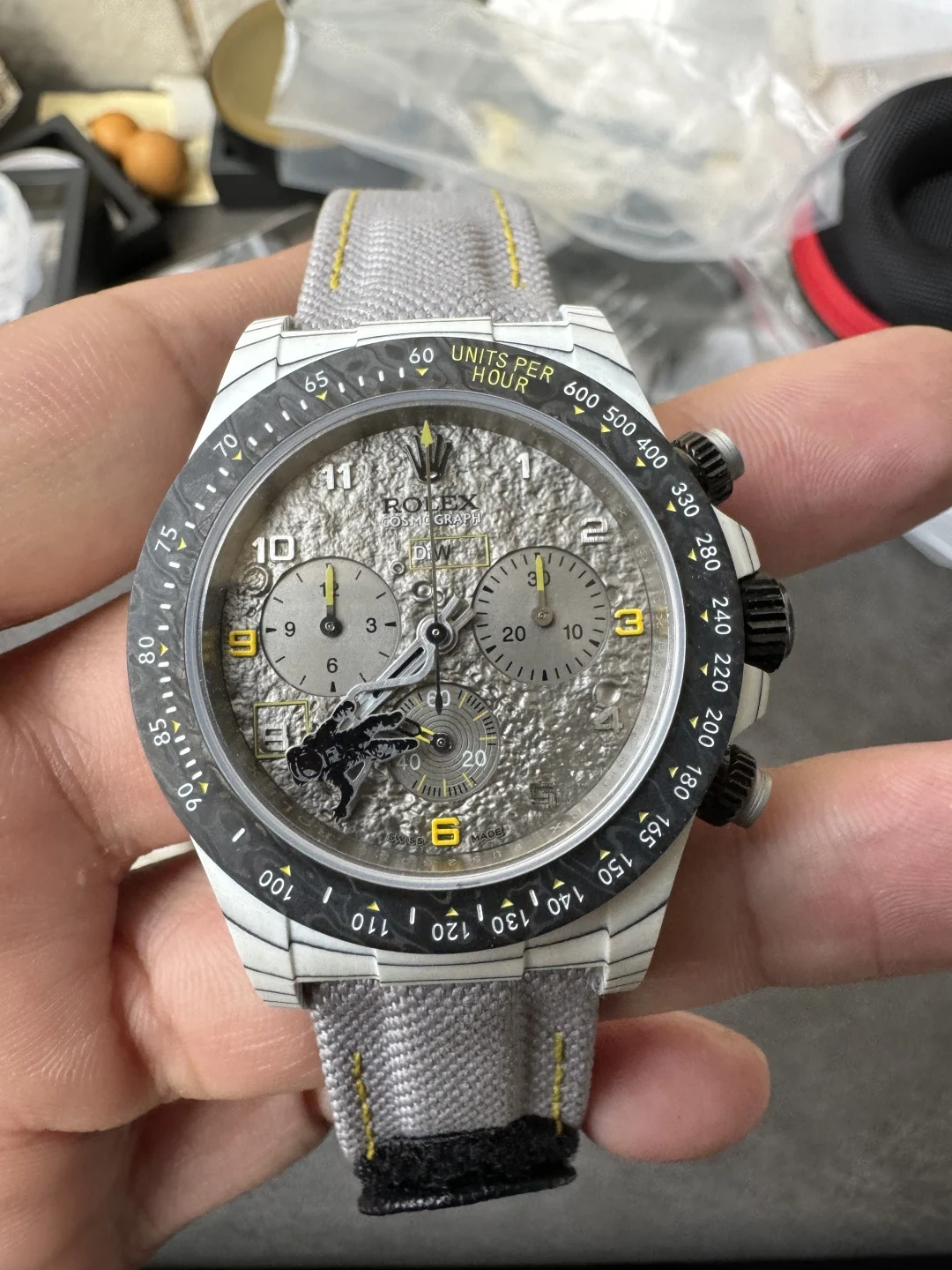 DIW's new Dandong 4130 see-through Astronaut style — photographed off the sweep
